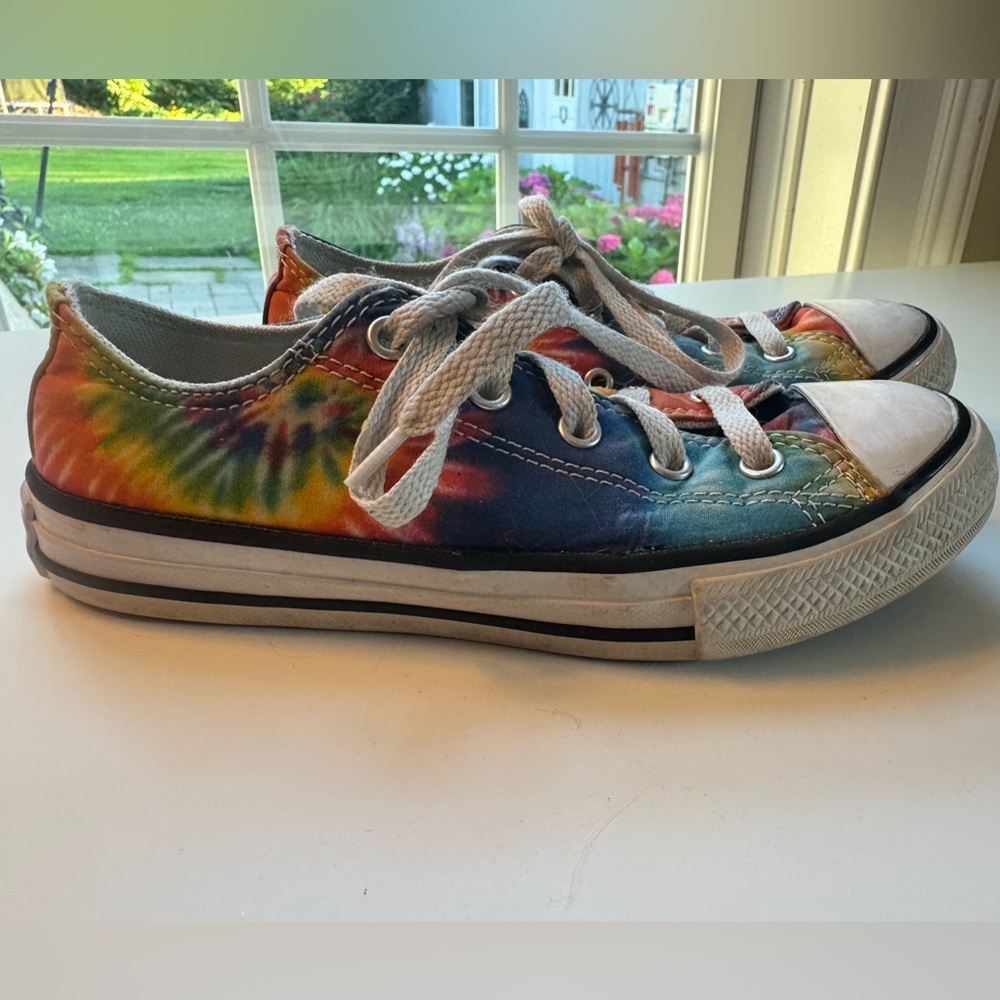 Converse Rainbow Tie-dye
